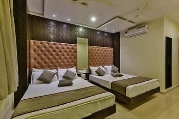 Hotel Bkc Inn Bombay Esterno foto